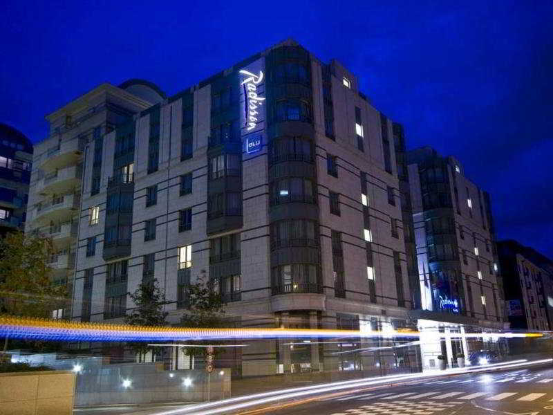 Radisson Red Brussels Hotel Ixelles Exterior foto