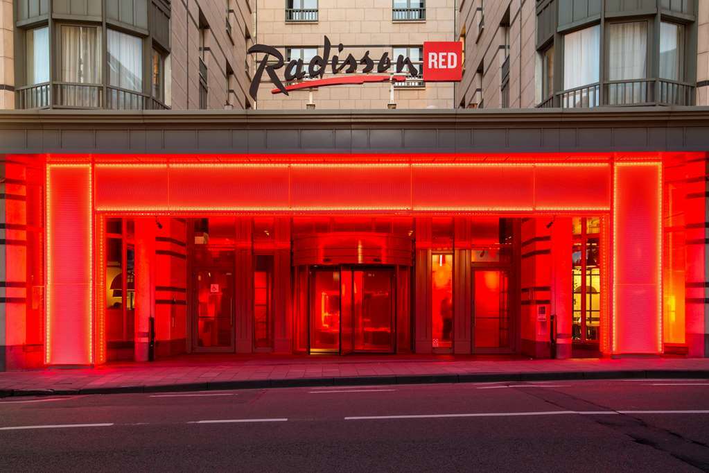 Radisson Red Brussels Hotel Ixelles Exterior foto